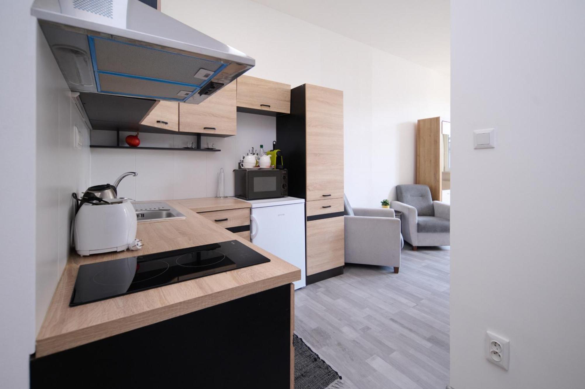 Central Apartments Martin Bagian luar foto